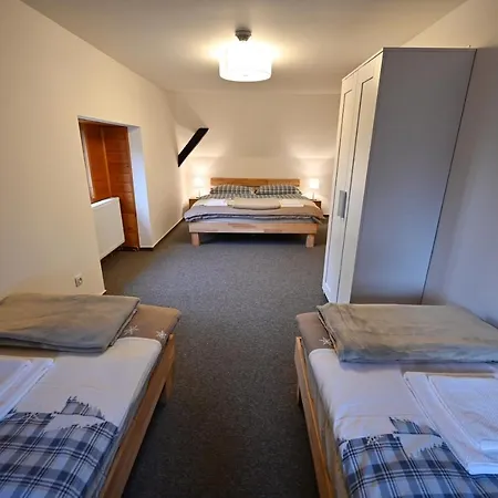 Pod Libinem Nyaraló *